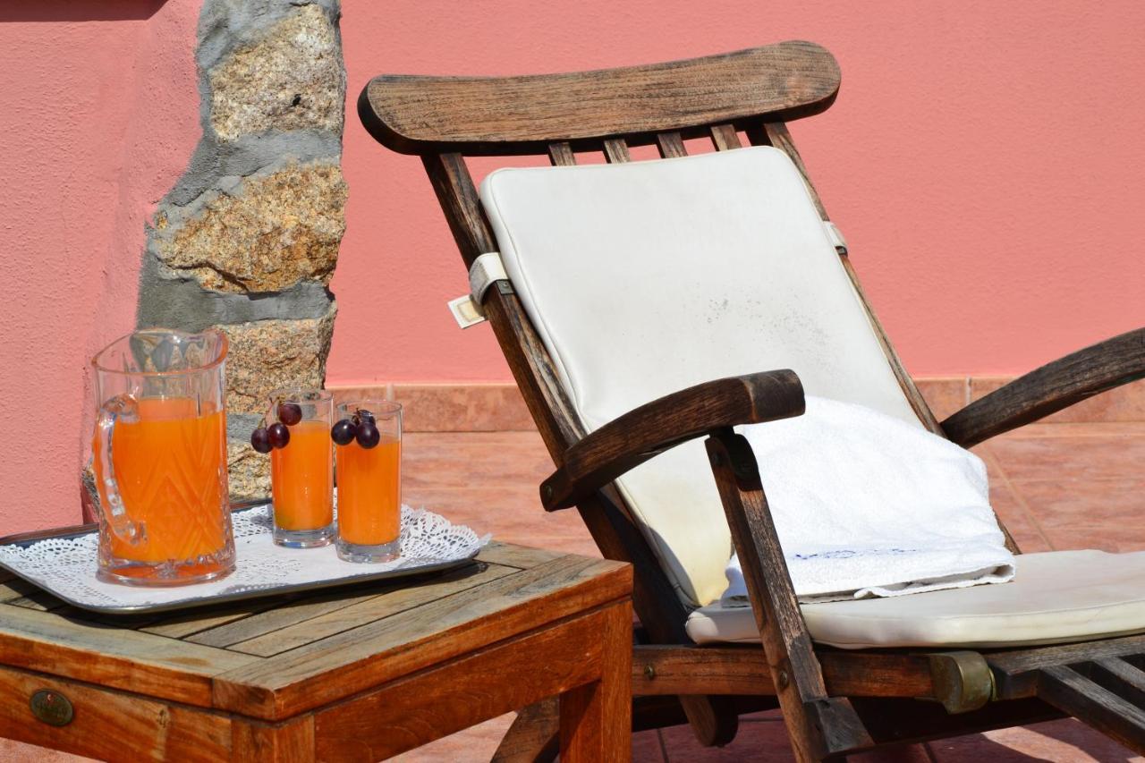 Hotel Villa Del Parco Ла-Маддалена Номер фото